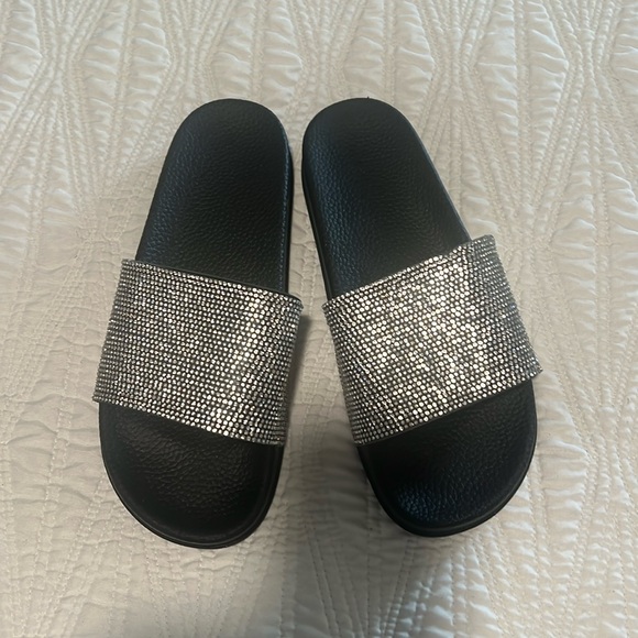 Sliders - Picture 1 of 3